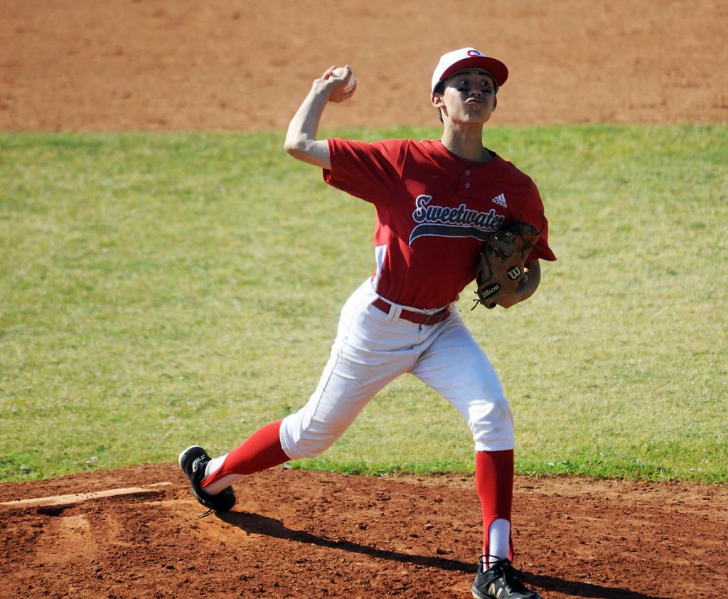 Sweetwater baseball, softball teams sweep to CIF play-in victories